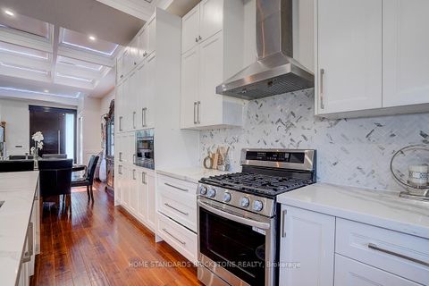 Photo 7 at 36 Abitibi Avenue N, Newtonbrook East, Toronto