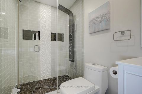 Photo 30 at 36 Abitibi Avenue N, Newtonbrook East, Toronto