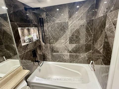 Photo 15 at 2515 - 8 Park Road, Moore Park, Toronto