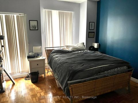 Photo 4 at 472 Symington Avenue, Pellam Park, Toronto