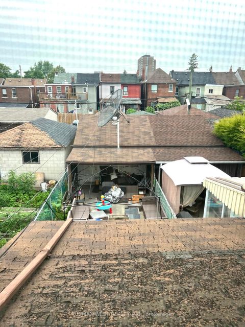 Photo 11 at 472 Symington Avenue, Pellam Park, Toronto
