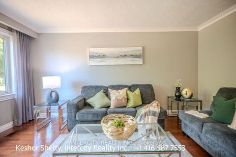 Photo 12 at 631 Trudale Court W, WO West, Oakville