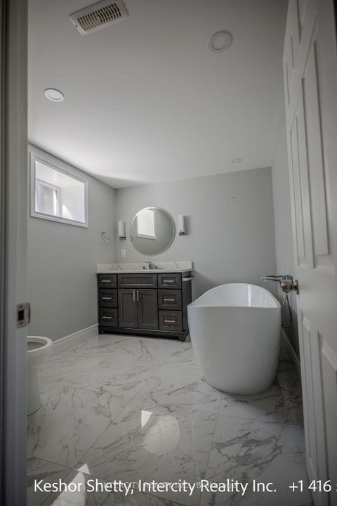 Photo 25 at 631 Trudale Court W, WO West, Oakville