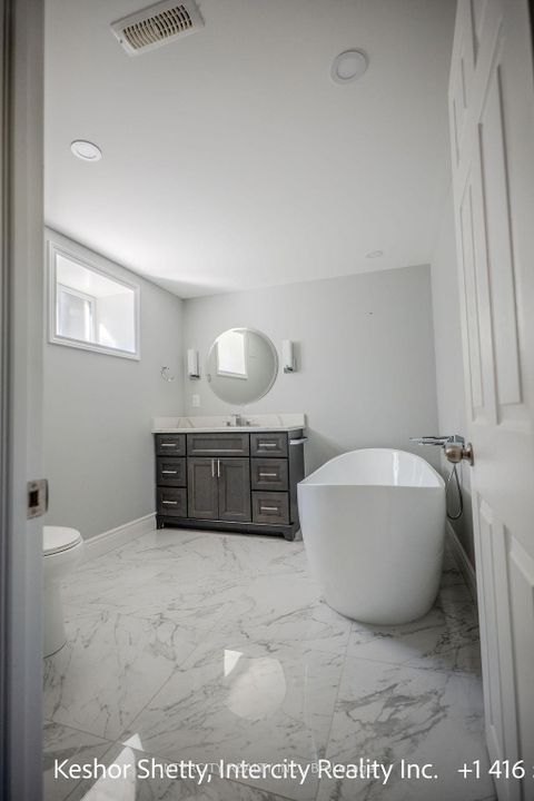 Photo 26 at 631 Trudale Court W, WO West, Oakville