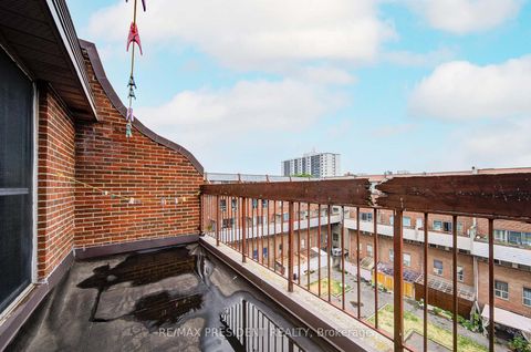Photo 40 at 250 - 10 Eddystone Avenue, Jane Heights, Toronto