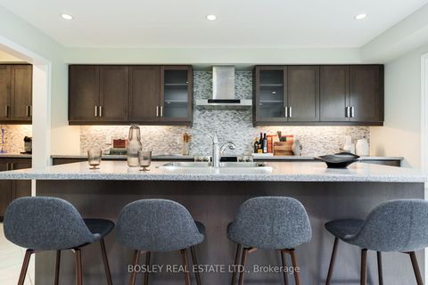 Photo 13 at 36 Pringdale Gardens Circle, Eglinton East, Toronto