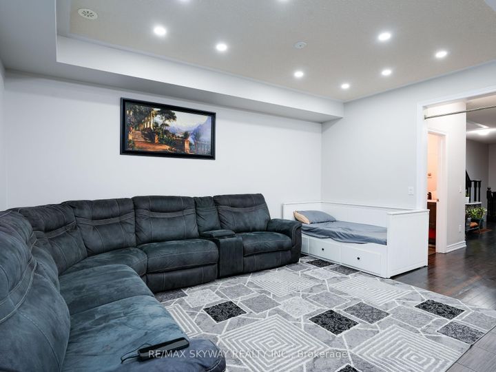 Photo 16 at 142 Inspire Boulevard, Wellington North, Brampton