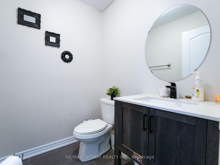 Photo 23 at 142 Inspire Boulevard, Wellington North, Brampton