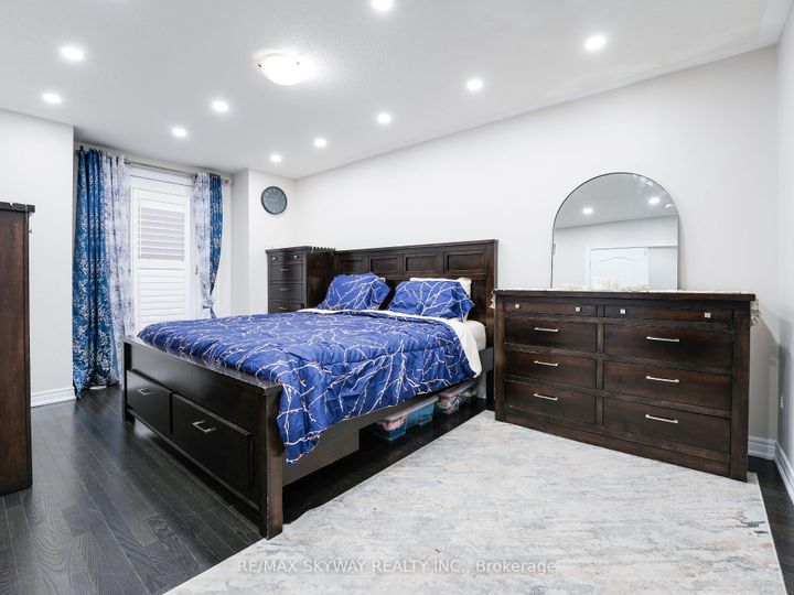 Photo 26 at 142 Inspire Boulevard, Wellington North, Brampton