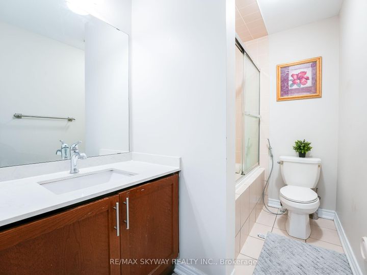 Photo 36 at 142 Inspire Boulevard, Wellington North, Brampton