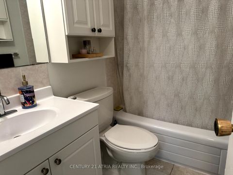 Photo 9 at 814 - 350 Seneca Hill Drive, Don Valley Village, Toronto