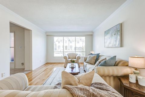 Photo 12 at 37 Mackay Drive, South Richvale, Richmond Hill