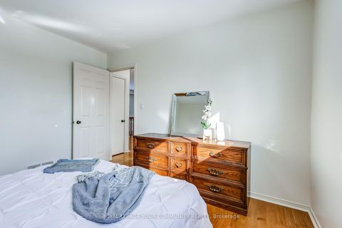 Photo 23 at 37 Mackay Drive, South Richvale, Richmond Hill
