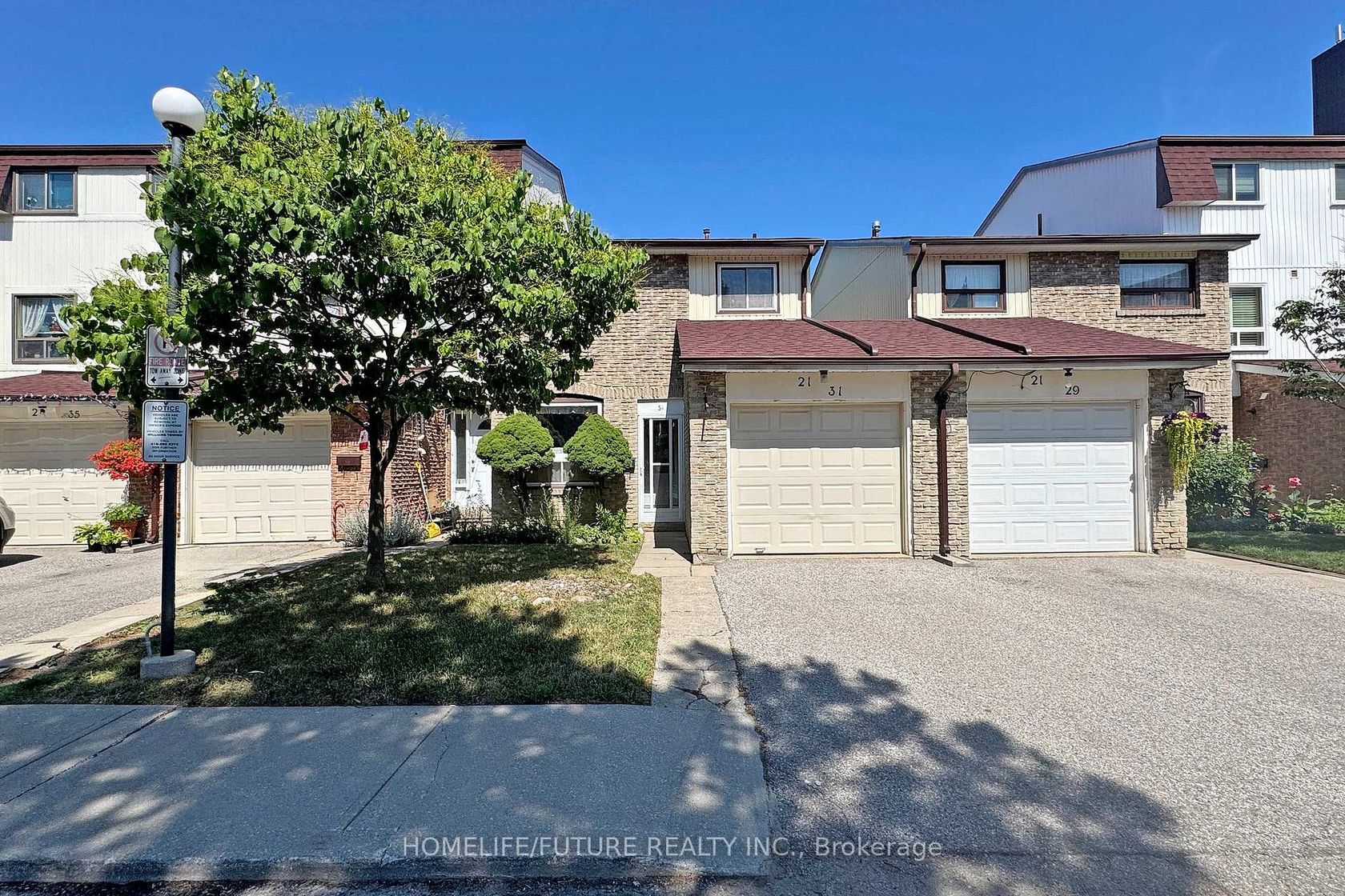 31 - 21 Chester Le Boulevard, L'Amoreaux, Toronto 