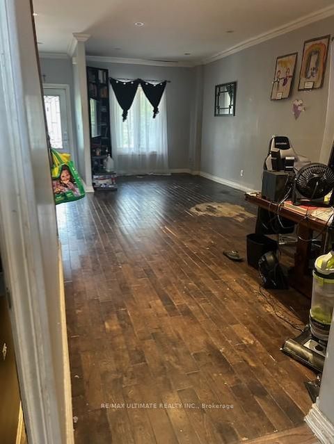 Photo 6 at 31 St. Clair Gardens, Davenport, Toronto Photo 6 at 31 St. Clair Gardens, Davenport, Toronto