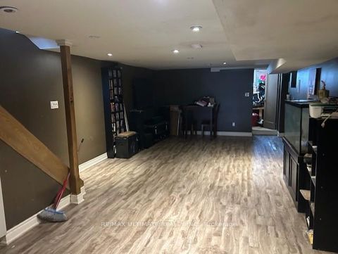 Photo 9 at 31 St. Clair Gardens, Davenport, Toronto Photo 9 at 31 St. Clair Gardens, Davenport, Toronto