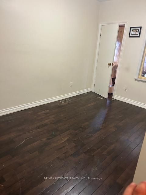 Photo 13 at 31 St. Clair Gardens, Davenport, Toronto Photo 13 at 31 St. Clair Gardens, Davenport, Toronto