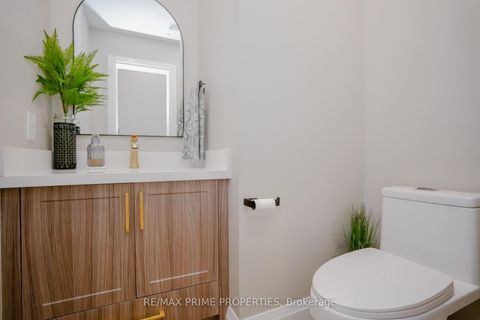 Photo 18 at 54 Vitlor Drive, Oak Ridges, Richmond Hill