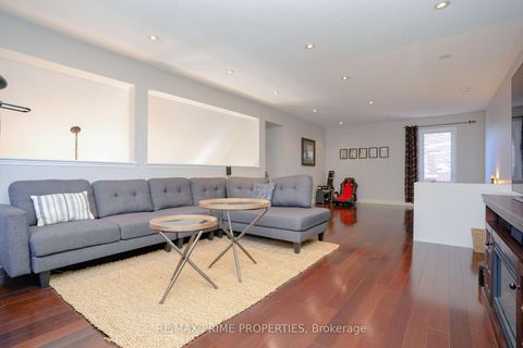 Photo 36 at 54 Vitlor Drive, Oak Ridges, Richmond Hill