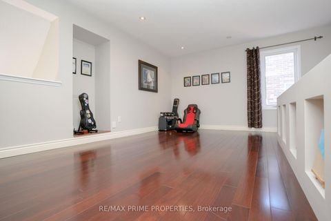 Photo 37 at 54 Vitlor Drive, Oak Ridges, Richmond Hill Photo 37 at 54 Vitlor Drive, Oak Ridges, Richmond Hill