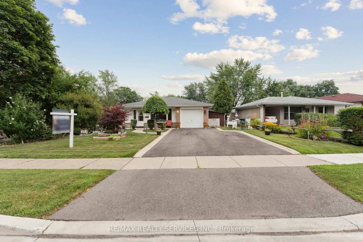 Photo 2 at 263 Bartley Bull Parkway, Brampton East, Brampton