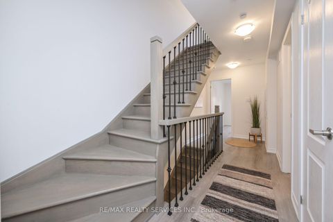 Photo 14 at 7 - 2179C Weston Road, Weston, Toronto
