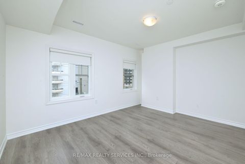 Photo 20 at 7 - 2179C Weston Road, Weston, Toronto