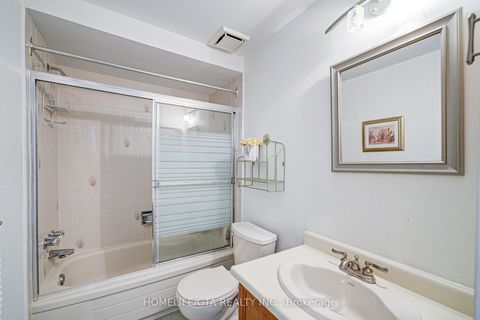 Photo 29 at 58 Milldock Drive, Rouge E10, Toronto