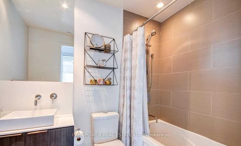 Photo 17 at 4005 - 159 Dundas Street E, Yonge Corridor, Toronto Photo 17 at 4005 - 159 Dundas Street E, Yonge Corridor, Toronto