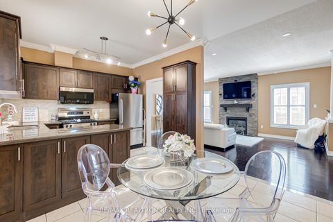 Photo 10 at 148 Solway Avenue, Maple, Vaughan