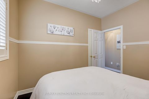 Photo 18 at 148 Solway Avenue, Maple, Vaughan