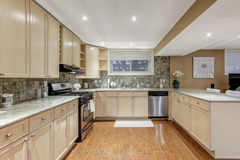 Photo 31 at 148 Solway Avenue, Maple, Vaughan