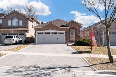 Photo 40 at 148 Solway Avenue, Maple, Vaughan