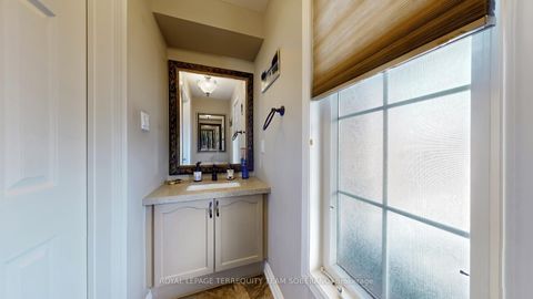 Photo 15 at 90 Vanguard Road, Patterson, Vaughan