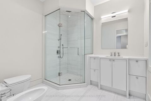 Photo 34 at 29 Junewood Crescent, Windfields, Toronto
