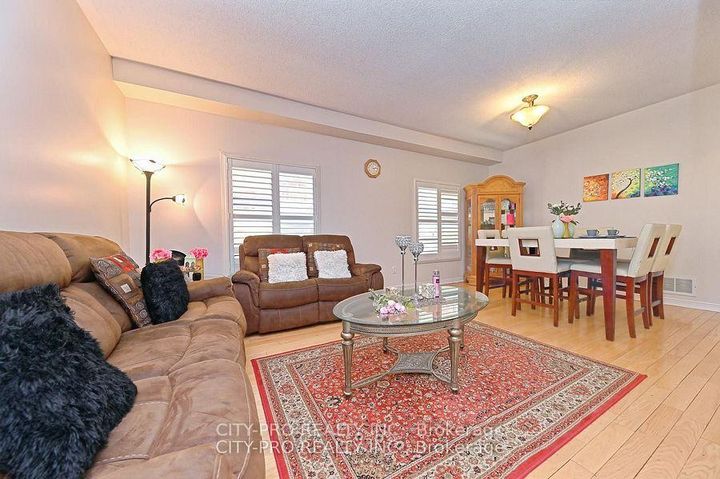 Photo 3 at 7302 Rosehurst Drive, Lisgar, Mississauga