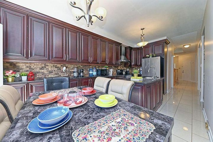Photo 14 at 7302 Rosehurst Drive, Lisgar, Mississauga