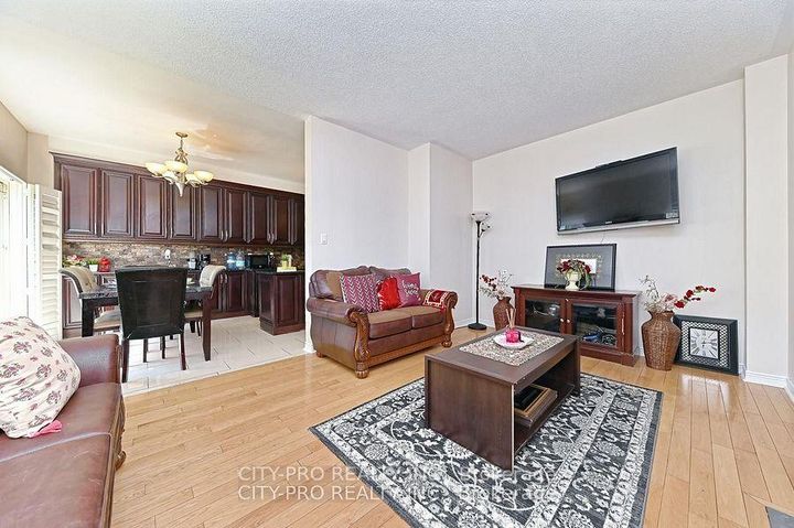 Photo 19 at 7302 Rosehurst Drive, Lisgar, Mississauga