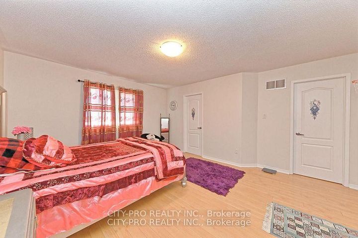 Photo 29 at 7302 Rosehurst Drive, Lisgar, Mississauga