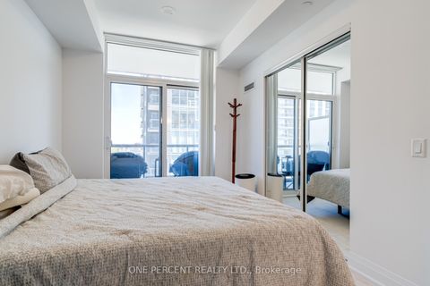Photo 16 at 615 - 10 Gatineau Drive, Beverley Glen, Vaughan