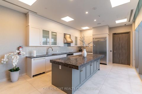 Photo 35 at 615 - 10 Gatineau Drive, Beverley Glen, Vaughan
