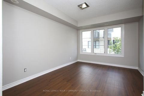 Photo 18 at 19 - 7 Brighton Place, Yorkhill, Vaughan