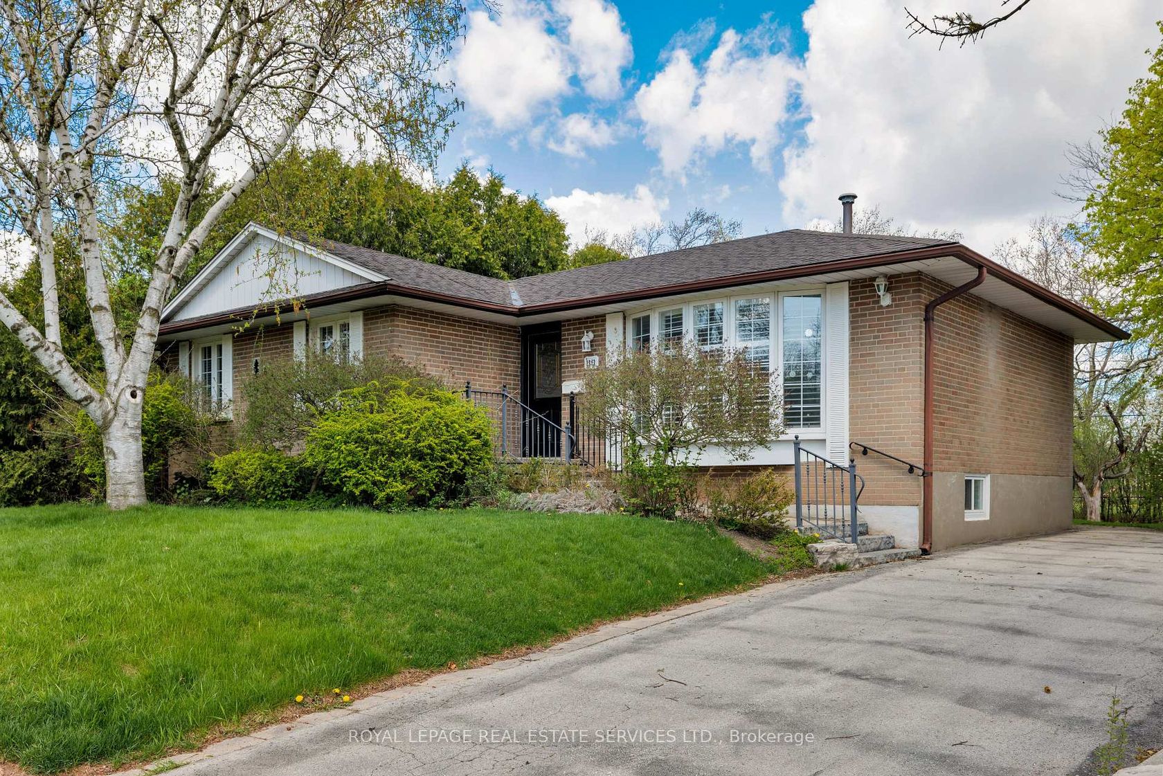 1181 Newton Road, CP College Park, Oakville 