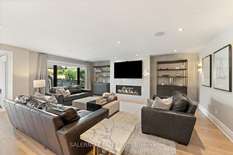 Photo 16 at 59 Mellings Drive, East Woodbridge, Vaughan