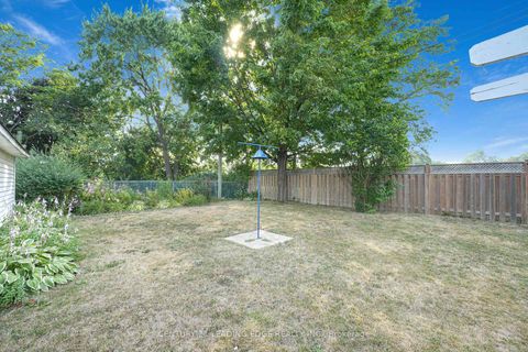 Photo 32 at 36 Benshire Drive, Woburn, Toronto