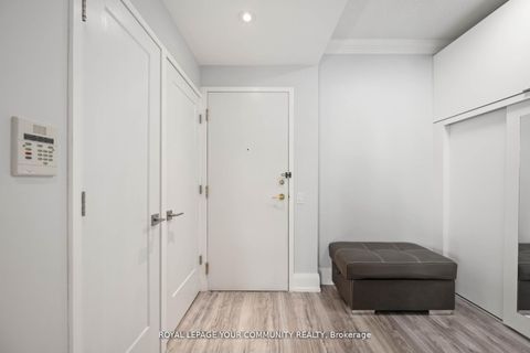 Photo 2 at 2213 - 5 Northtown Way, Willowdale East, Toronto