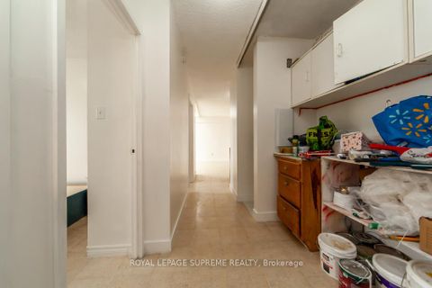 Photo 23 at 908 - 940 Caledonia Road, Glen Park, Toronto