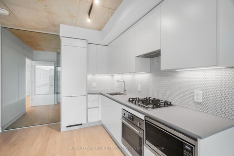 Photo 13 at 302 - 2720 Dundas Street W, Junction Area, Toronto