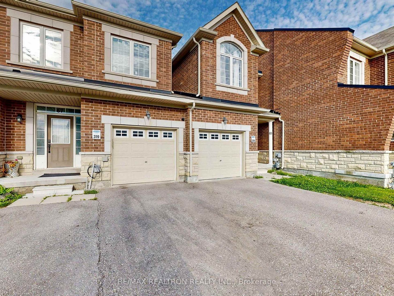 67 Collin Court, Jefferson, Richmond Hill 