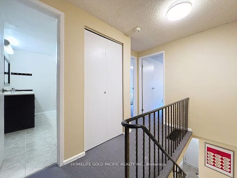 Photo 4 at 11 - 42 Stonehill Court, L'Amoreaux, Toronto